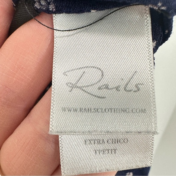 Rails XS Button Front Blouse Navy Blue Celestial Casual Night Out - Picture 5 of 7